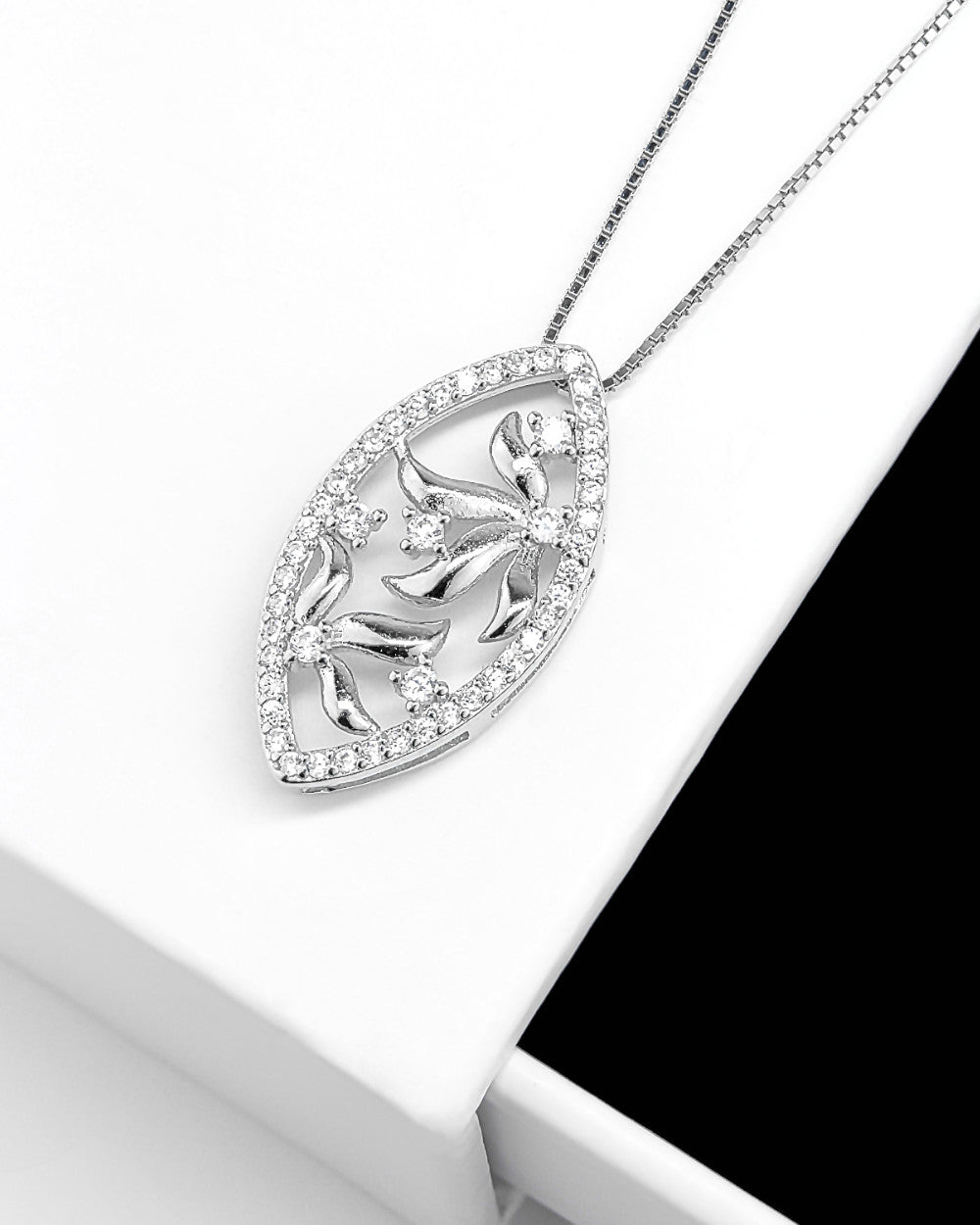 Daniel Cilfford Damen Halskette Silber 925 Anhänger Zirkonia Kristall Blüte Oliven Baum Paradies Silberkette Geschenk Schmuck Frau Freundin Mutter Schwester