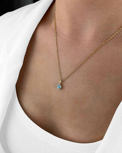 Damen Halskette Gold 585 Anhänger Blautopas 'Skye', Goldkette filigran viereckiger Anhänger mit Brillanten 0,014ct Echtgold 14k, dünne Goldkette 585er Gelbgold echt DANIEL CLIFFORD