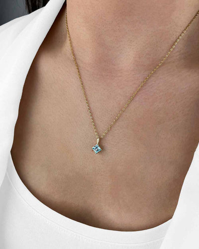 Damen Halskette Gold 585 Anhänger Blautopas 'Skye', Goldkette filigran viereckiger Anhänger mit Brillanten 0,014ct Echtgold 14k, dünne Goldkette 585er Gelbgold echt DANIEL CLIFFORD