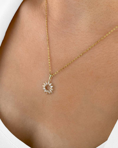 Damen Halskette Gold 375 Anhänger Unendlichkeit + Kristalle 'Eleana', filigrane Goldkette Infinity, dünne Kette mit Unendlichkeitsanhänger Echtgold 9k