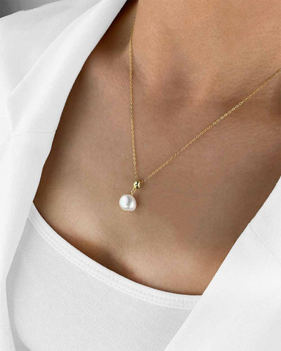 Damen Halskette Silber 925 vergoldet Anhänger 'Talina', Silberkette Perlenanhänger Kette mit einer Perle Barock Perlenkette 1 Süßwasserzuchtperle weiß