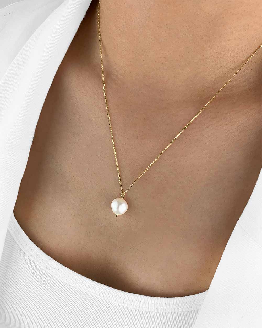 Damen Halskette Silber 925 vergoldet Anhänger 'Leandra', Silberkette Perlenanhänger Kette & eine Perle, Barock Perlenkette 1 Süßwasserzuchtperle weiß