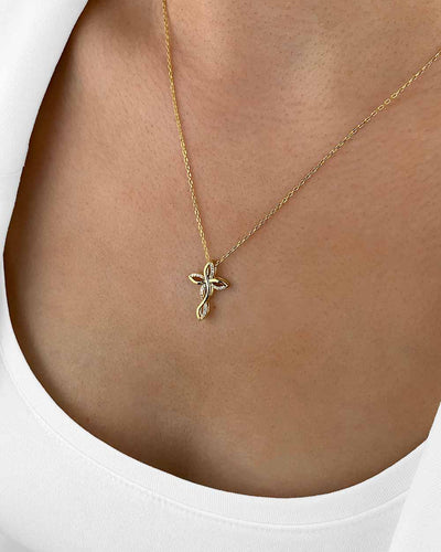 Damen Halskette Silber 925 vergoldet Anhänger Kreuz mit Kristallen 'Liora', filigrane Silberkette goldener Kreuzanhänger, dünne Kreuzkette mit Steinen