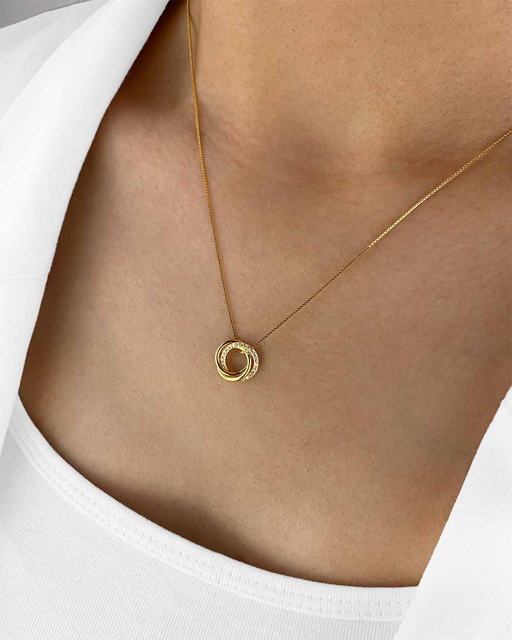 Damen Halskette Silber 925 vergoldet Anhänger 3 Ringe ineinander verschlungen 'Trinity', goldene Silberkette Trinity Kreis-Anhänger rund, dünne Kette