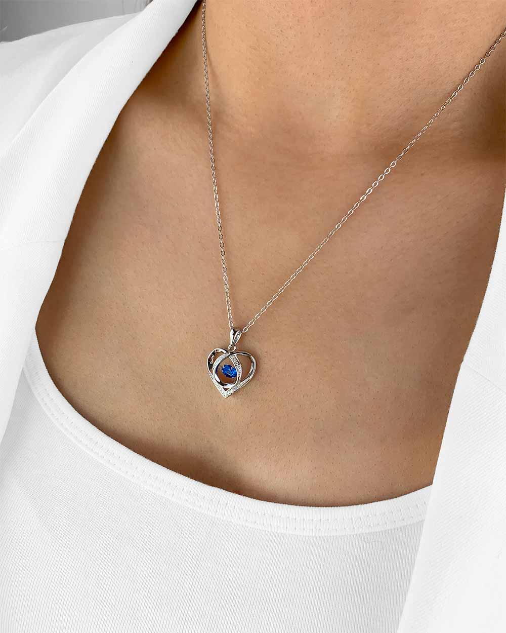 Damen Halskette Silber 925 Herz Anhänger Kristall blau Wackelstein 'Milea', filigrane Silberkette Herzanhänger blauer Stein dünne Kette blau Herzkette