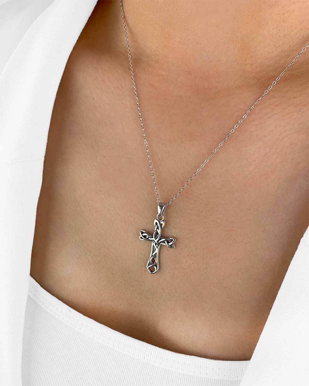 Damen Halskette Silber 925 Anhänger Kreuz 'Faith', filigrane Silberkette & Kreuzanhänger, dünne Kreuzkette keltischer Knoten Kreuz Kette echt Silber