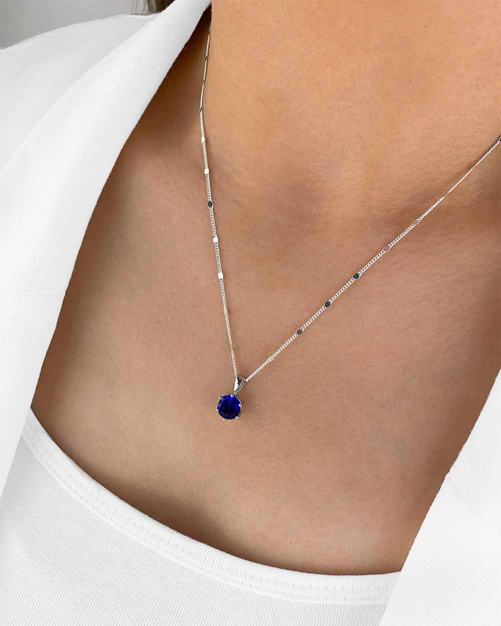 Damen Halskette Silber 925 Anhänger Kristall blau 'Marianne', filigrane Silberkette Kristallanhänger dünne Kette kleiner Stein Frauen Kristallkette