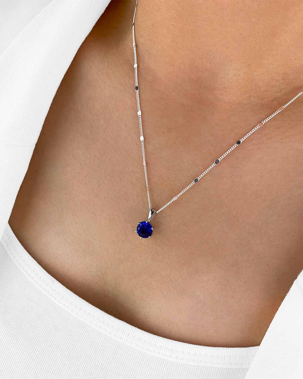 Damen Halskette Silber 925 Anhänger Kristall blau 'Marianne', filigrane Silberkette Kristallanhänger dünne Kette kleiner Stein Frauen Kristallkette