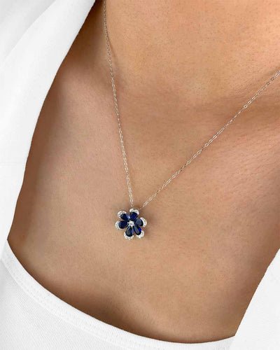 Damen Halskette Silber 925 Anhänger Blume Kristall blau 'Talira', filigrane Silberkette & blauer Blumenanhänger dünne Kette Blüte Blumenkette Zirkonia