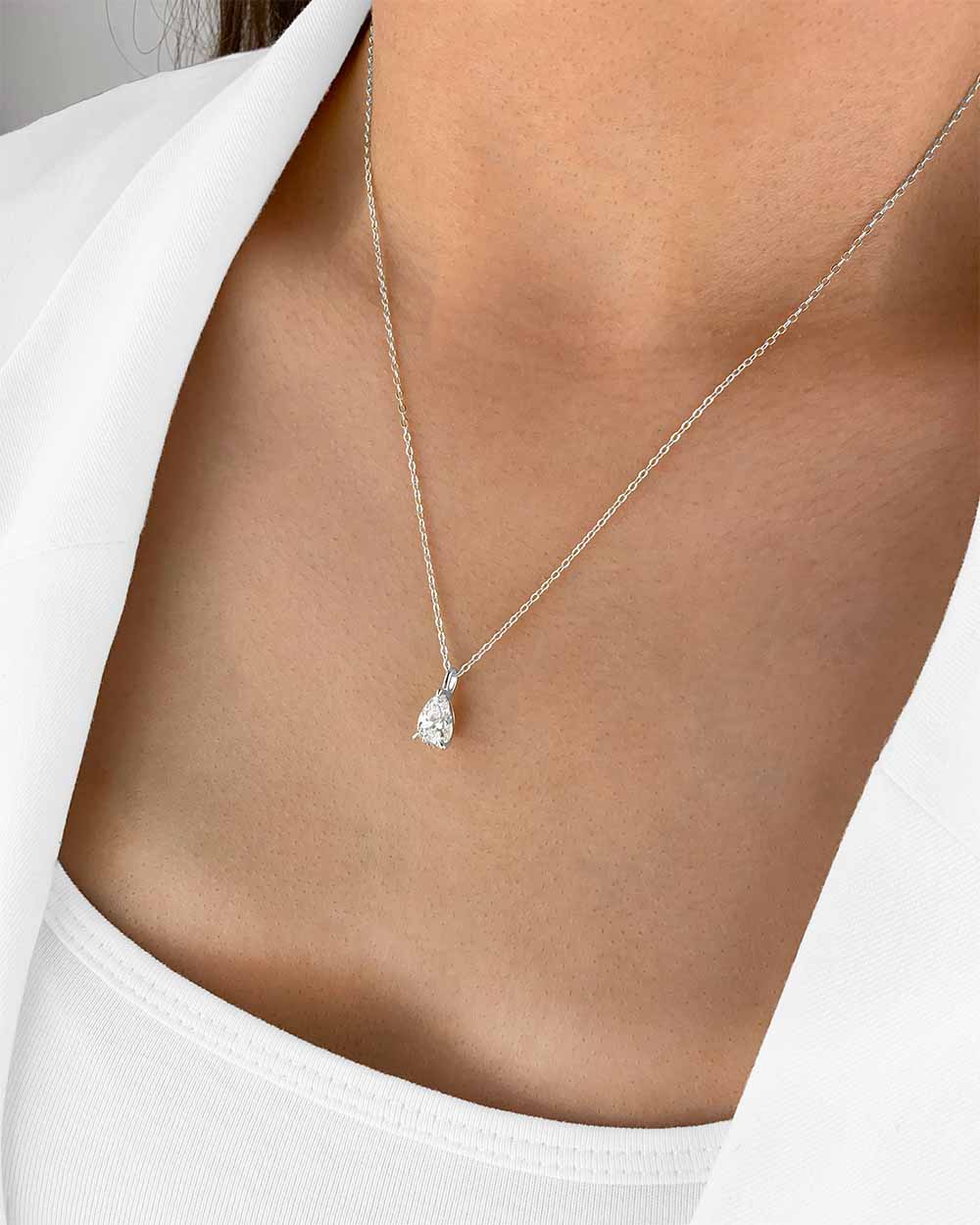 Damen Halskette Silber 925 Solitär Anhänger Kristall Tropfen 'Aurelia', filigrane Silberkette Kristallanhänger dünne Kette kleiner Stein tropfenförmig