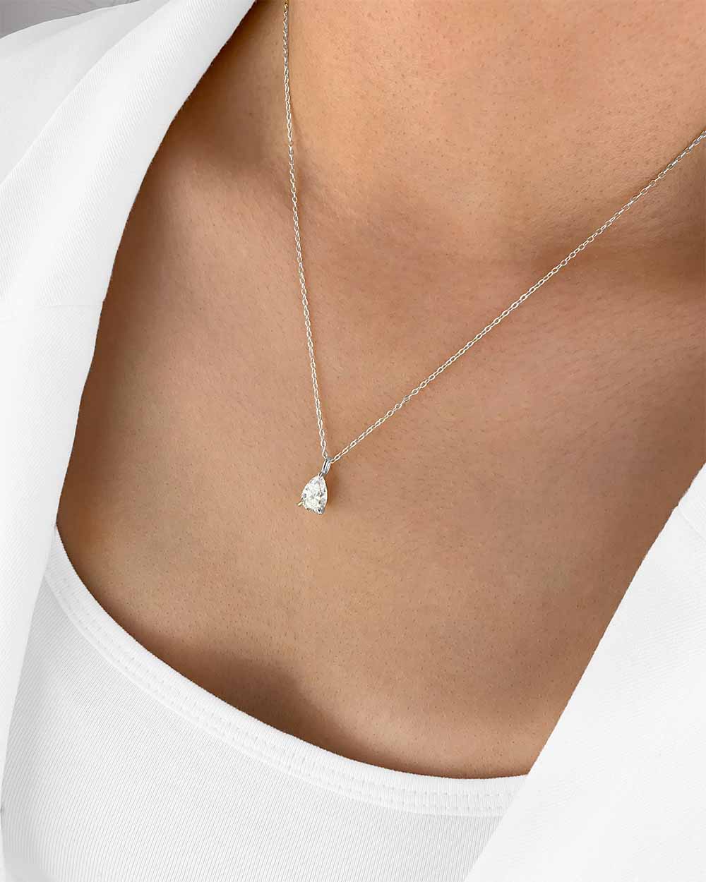 Damen Halskette Silber 925 Solitär Anhänger Kristall Tropfen 'Aurelia', filigrane Silberkette Kristallanhänger dünne Kette kleiner Stein tropfenförmig