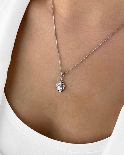 Daniel Clifford Damen Halskette Silber 925 Anhänger Zirkonia Kristall Tropfen Kette 45 cm Geschenk Frau Freundin Mutter Schwester