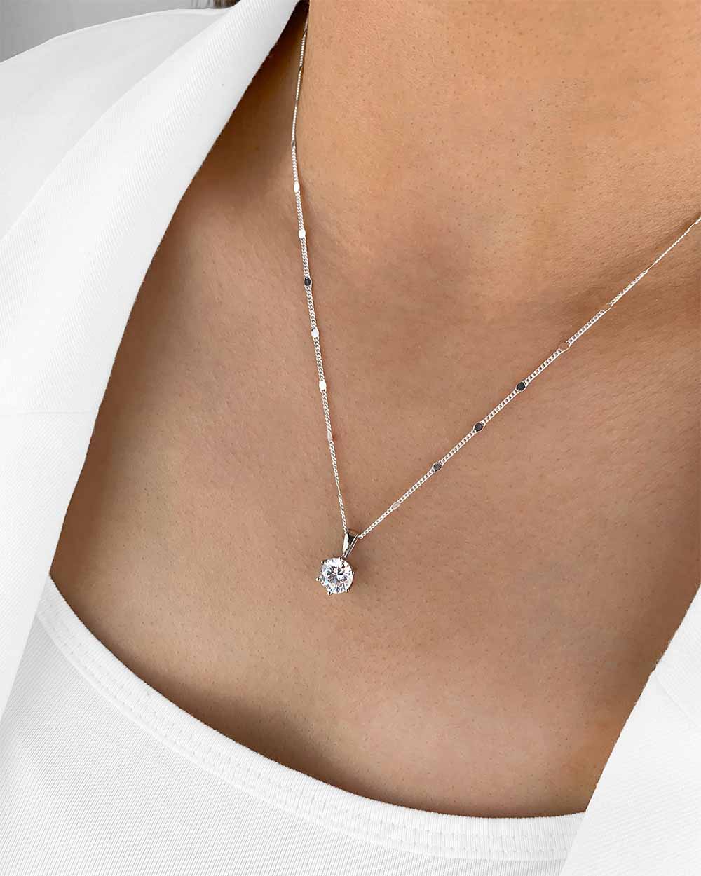 Damen Halskette Silber 925 Anhänger Kristall weiß 'Marianne', filigrane Silberkette Kristallanhänger dünne Kette kleiner Stein Frauen Kristallkette