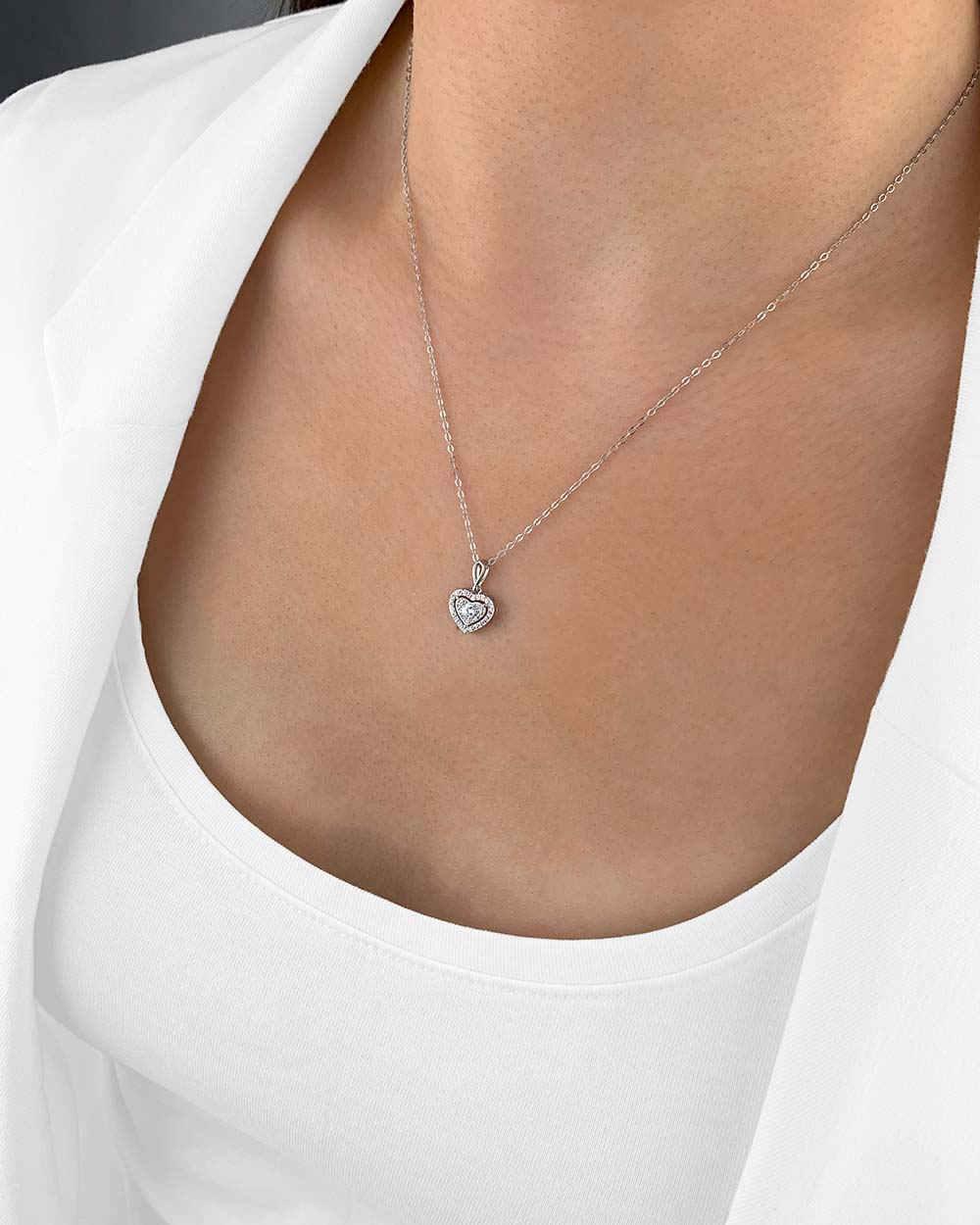 Damen Halskette Silber 925 Anhänger Herz Kristalle 'Anastasia', filigrane Herzkette, echte Silberkette + kleiner Herzanhänger, dünne Kette mit Steinen 