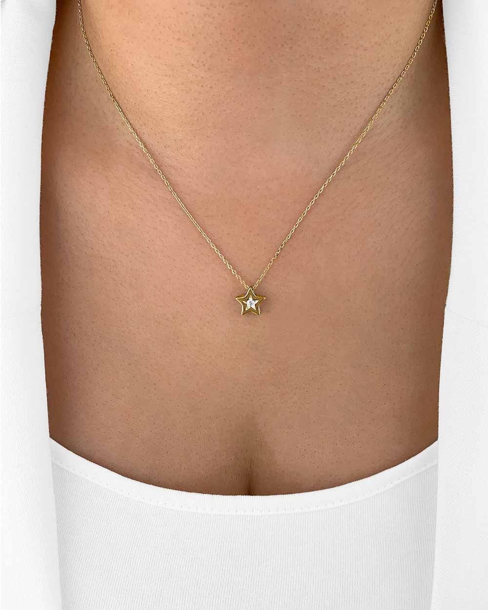 Damen Halskette Silber 925 vergoldet 
Stern Anhänger Kristall 'Astrid', filigrane Silberkette Kristallanhänger klein dünne Kette Sternanhänger, DANIEL CLIFFORD