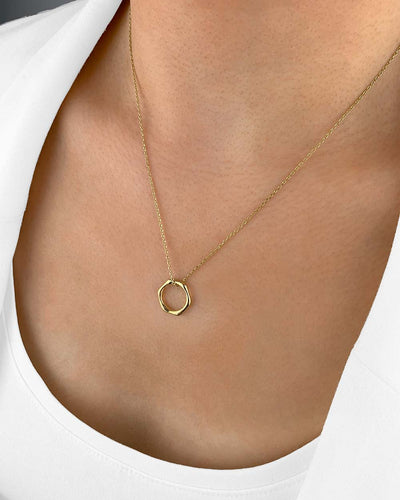 Damen Halskette Silber 925 vergoldet Anhänger Hexagon Sechseck 'Nelia', filigrane Silberkette + goldener Kreisanhänger Polygon, dünne Kette rund 
