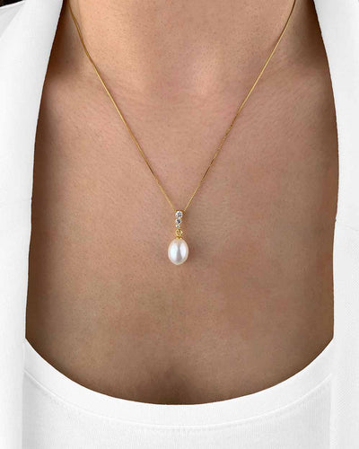 Damen Halskette Silber 925 vergoldet 1 Perle Anhänger Perlenkette 'Marielle', filigrane Silberkette goldener Perlenanhänger Kette echt Süßwasserzucht