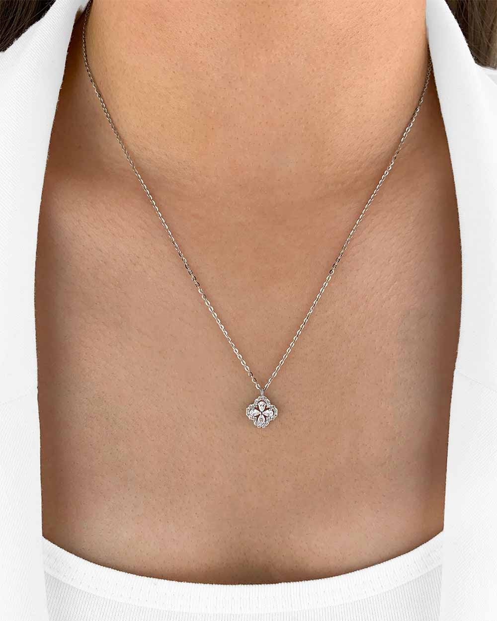 Damen Halskette Silber 925 Clover Anhänger Vierpass Kristall Steine 'Monique', filigrane Silberkette Kristallanhänger rundes Viereck Quatrefoil Kette