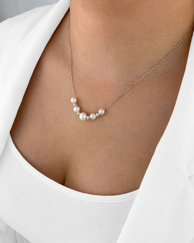 Damen Halskette Silber 925 Süßwasserzucht Perlen weiß 'Maisy', filigrane Silberkette Collier Perlencollier mit Silberkugeln Perlenkette Sterlingsilber