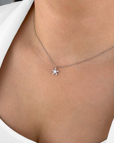 Damen Halskette Silber 925 Anhänger Stern 'Danica', filigrane Silberkette kleiner Sternanhänger Kette dünne Sternenkette Steinchen Zirkonia Kristall