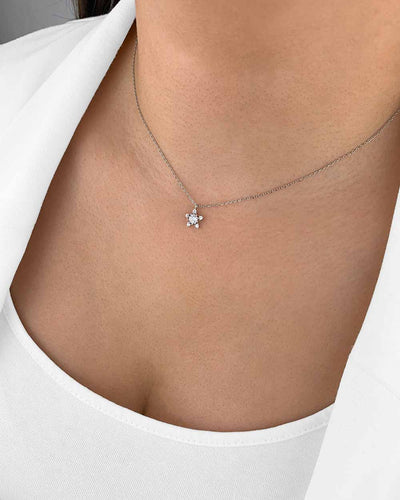 Damen Halskette Silber 925 Anhänger Stern 'Danica', filigrane Silberkette kleiner Sternanhänger Kette dünne Sternenkette Steinchen Zirkonia Kristall
