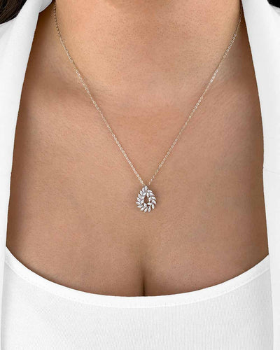 Damen Halskette Silber 925 Anhänger Lorbeer 'Laura' 45cm filigrane Silberkette rhodiniert Kette Kristall Lorbeerzweig Blattanhänger | Daniel Clifford