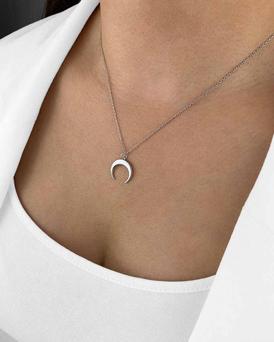 Damen Halskette Silber 925 Anhänger Halbmond 'Elara', filigrane Silberkette Mondanhänger dünne Kette Sichelmond Mondkette Mondsichel, DANIEL CLIFFORD 