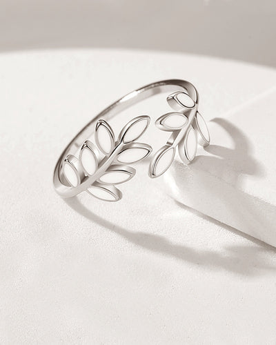 Damen Ring Silber 925 rhodiniert Lorbeer Blätter Emaille weiß 'Emmi', filigraner Silberring größenverstellbar Lorbeerzweig Ring DANIEL CLIFFORD