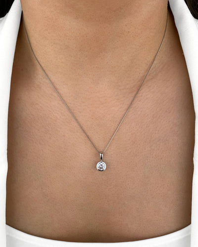 DANIEL CLIFFORD „Michelle“ Damen Halskette Silber 925 Anhänger Kristall Solitaire, 45cm rhodinierte Silberkette filigran Kette kleiner Stein schlicht