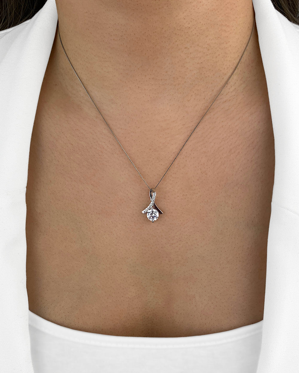 Damen Halskette Silber 925 Anhänger Kristall 'Anabel', 45cm filigrane Silberkette Solitaire Steinanhänger dünne Kette kleiner Stein | Daniel Clifford