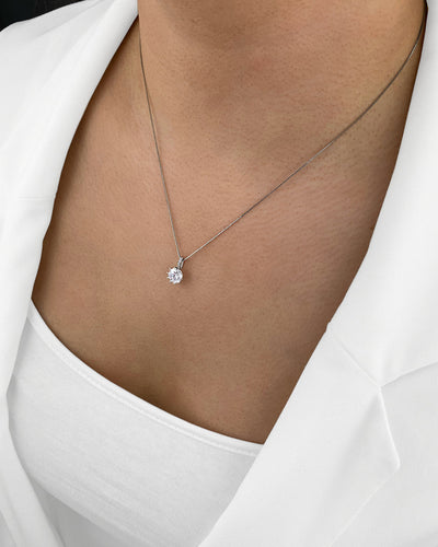 Damen Halskette Silber 925 Anhänger Kristall 'Beth', 45cm filigrane Silberkette Solitaire Anhänger Kette kleiner Stein schlicht | Daniel Clifford