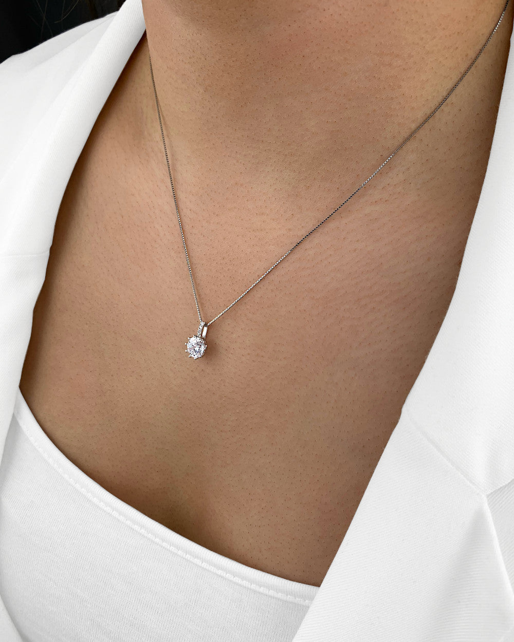 Damen Halskette Silber 925 Anhänger Kristall 'Beth', 45cm filigrane Silberkette Solitaire Anhänger Kette kleiner Stein schlicht | Daniel Clifford