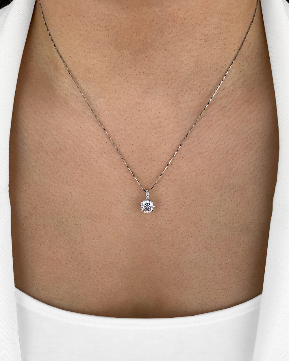 Damen Halskette Silber 925 Anhänger Kristall 'Beth', 45cm filigrane Silberkette Solitaire Anhänger Kette kleiner Stein schlicht | Daniel Clifford