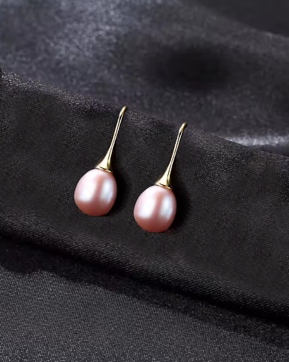 Damen Ohrringe Silber 925 vergoldet Süßwasserzucht Perle rosa 'Kylie', hängende Perlenohrringe klassische Hängeohrringe mit Perle pink DANIEL CLIFFORD