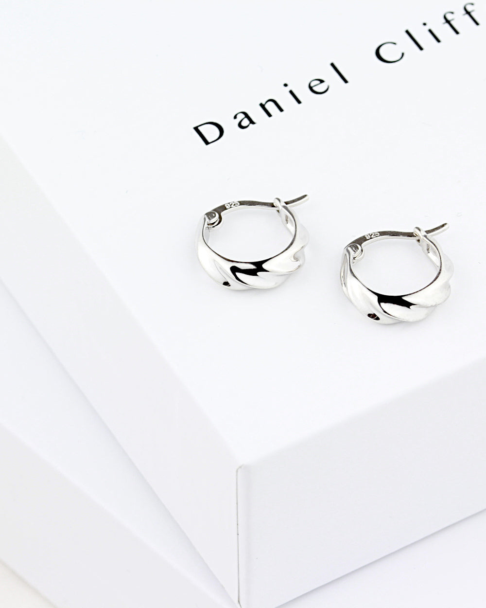 DANIEL CLIFFORD Damen Creolen gerillt »Anna« , Bügelverschluss Ohrringe 925 Silber 13mm elegante Silbercreolen mit Scharnier