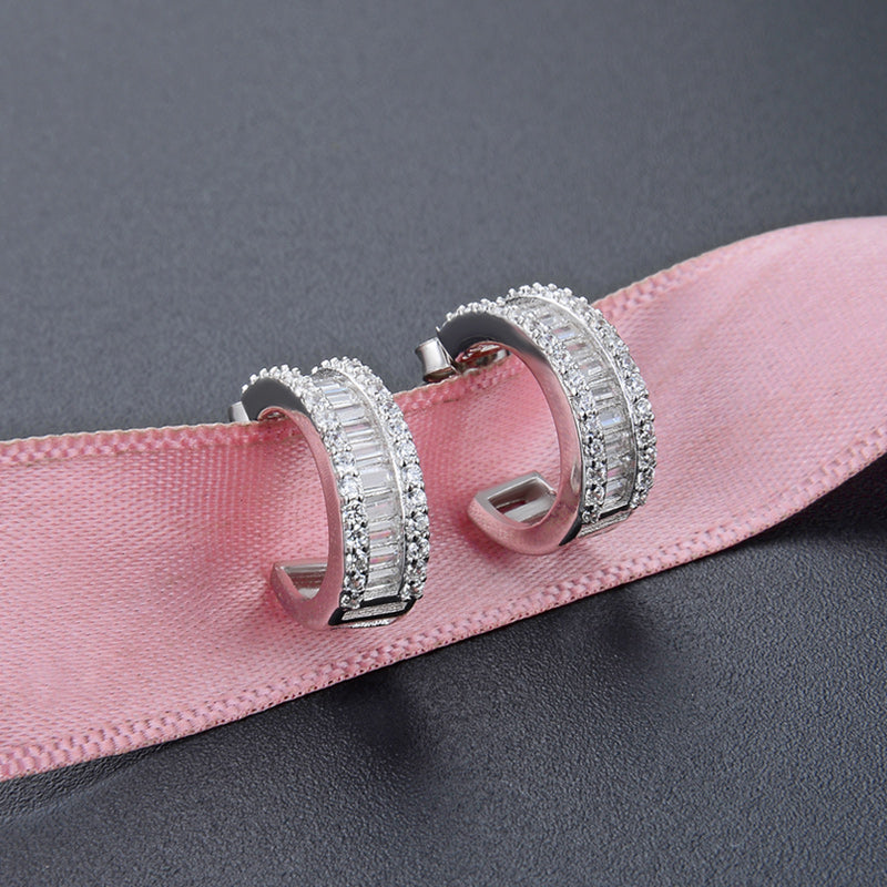 DANIEL CLIFFORD Cécile Ohrringe Silber 925 Creolen Zirkonia Kristalle I Echtschmuck für Frauen aus Sterlingsilber + Geschenk-Box für Sie zum Jahrestag/Geburtstag/Jubiläum