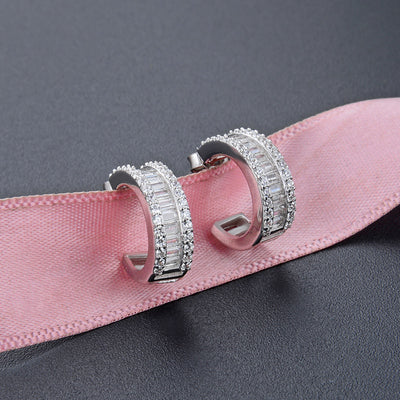 DANIEL CLIFFORD Cécile Ohrringe Silber 925 Creolen Zirkonia Kristalle I Echtschmuck für Frauen aus Sterlingsilber + Geschenk-Box für Sie zum Jahrestag/Geburtstag/Jubiläum