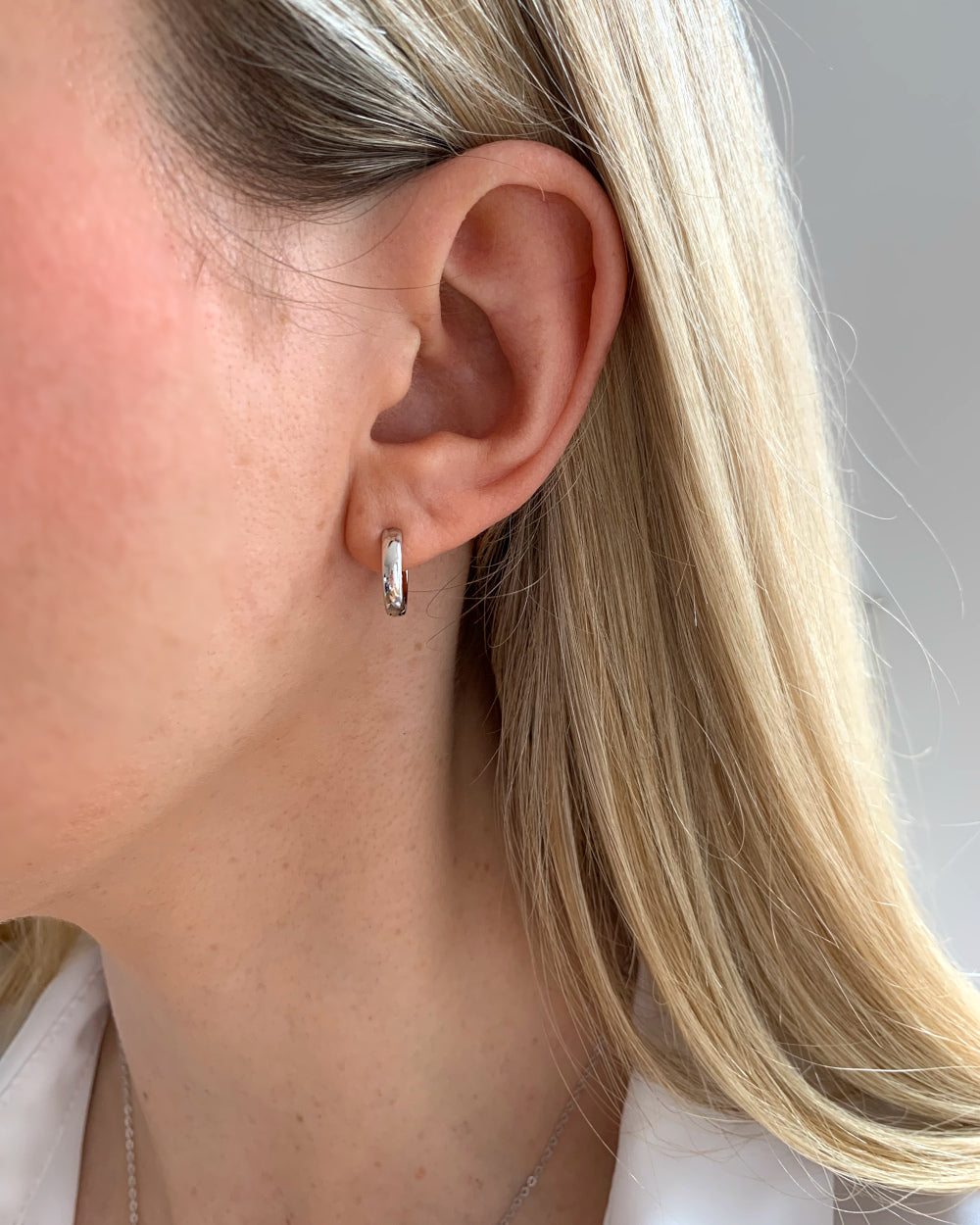 DANIEL CLIFFORD Mia Ohrringe Silber 925 Creolen I Echtschmuck für Frauen aus Sterlingsilber + Geschenk-Box für Sie zum Jahrestag/Geburtstag/Jubiläum