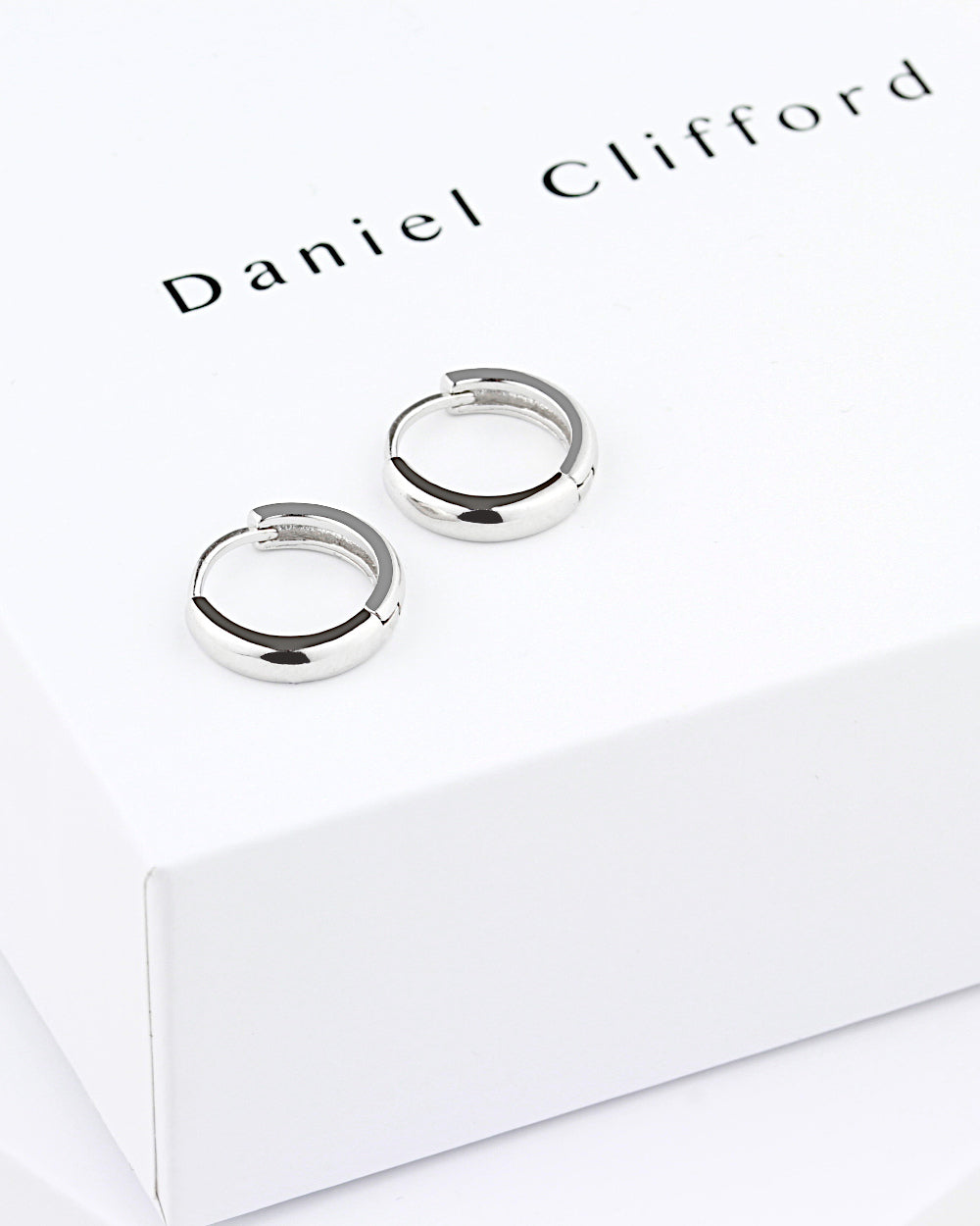 DANIEL CLIFFORD Mia Ohrringe Silber 925 Creolen I Echtschmuck für Frauen aus Sterlingsilber + Geschenk-Box für Sie zum Jahrestag/Geburtstag/Jubiläum