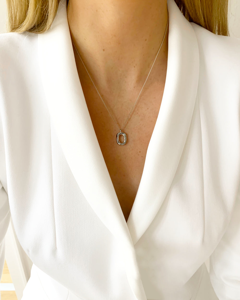  Daniel Clifford Halskette 925 Silber Damen Kette Torus Anhänger Pendant Geschenk für Frauen Freundin Mutter Schwester Oval Anhänger