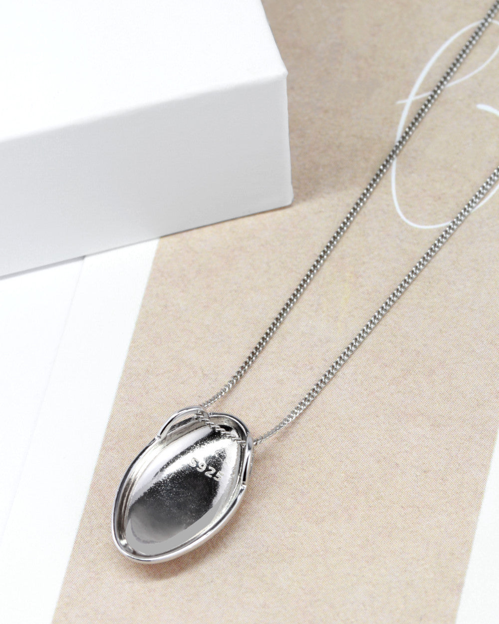 Daniel Clifford Damen Halskette Silber 925 Anhänger oval glänzend rund Silberkette Pendant 50 cm Schmuck Geschenk Frau Freundin Mutter Schwester