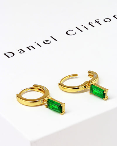 DANIEL CLIFFORD „Cara“ Damen Creolen Silber 925 vergoldet 18k Gold mit Anhänger Zirkonia Kristall grün, 10mm Creolen mit dunkelgrünem Stein