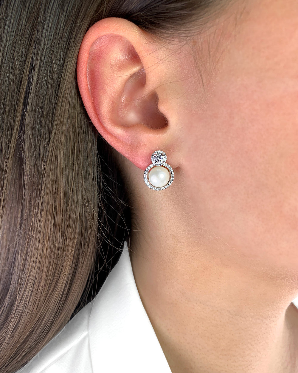 DANIEL CLIFFORD „Amelie“ Damen Ohrstecker Silber 925 Perle Süßwasserzucht Zirkonia Kristalle, Perlenohrstecker Sterlingsilber, runde Perlenohrringe